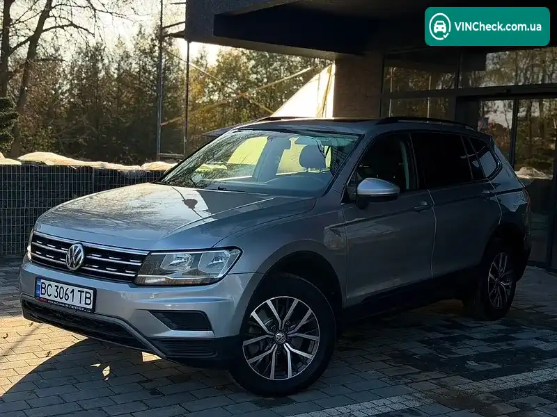 Volkswagen Tiguan 2019, фото з оголошення 1 з 20, VIN 3VV2B7AXXKM128612