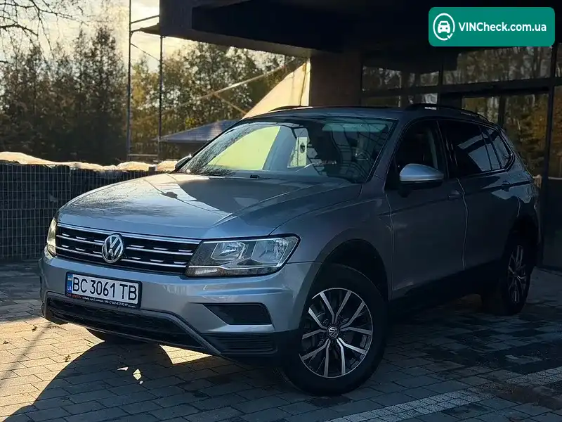 Volkswagen Tiguan 2019, фото з оголошення 2 з 20, VIN 3VV2B7AXXKM128612