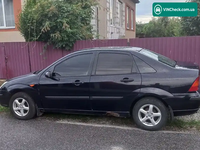 Ford Focus 2004, фото з оголошення 2 з 9, VIN WF0FXXWPDF4D45835