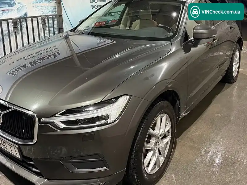 Volvo XC60 2018, фото з оголошення 2 з 17, VIN YV1UZ68VCK1194226