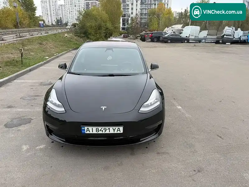 Tesla Model 3 2019, фото з оголошення 2 з 20, VIN 5YJ3E1EB6KF199199