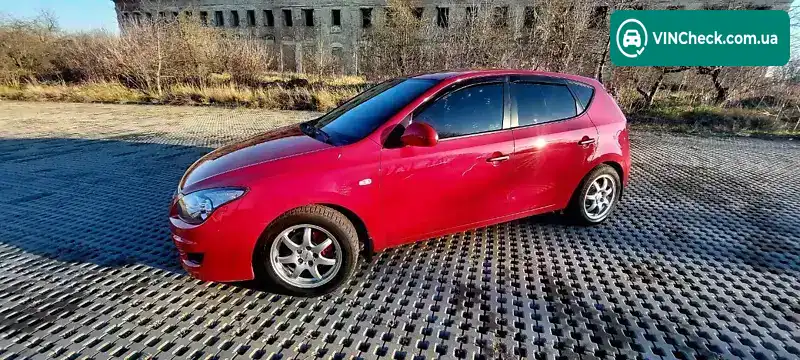 Hyundai i30 2009, фото з оголошення 2 з 21, VIN TMADB51CP9J027008