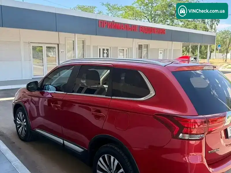 Mitsubishi Outlander 2018, фото з оголошення 1 з 7, VIN JA4AZ3A31KZ011294