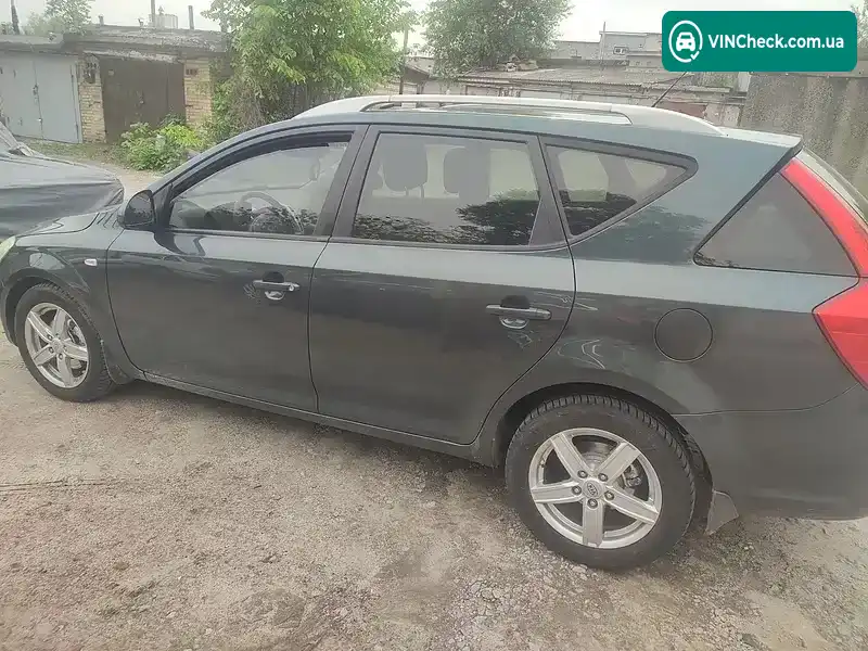 Kia Ceed 2008, фото з оголошення 2 з 7, VIN U5YFF52438L056088