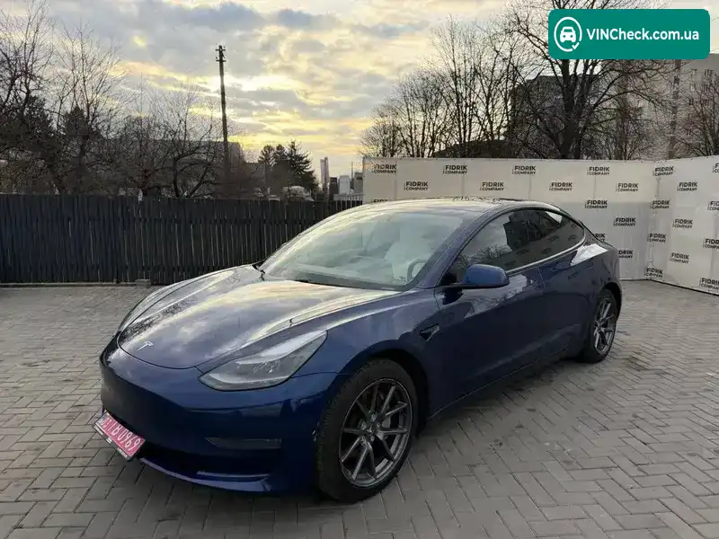 Tesla Model 3 2021, фото з оголошення 2 з 20, VIN 5YJ3E1EA5MF938671