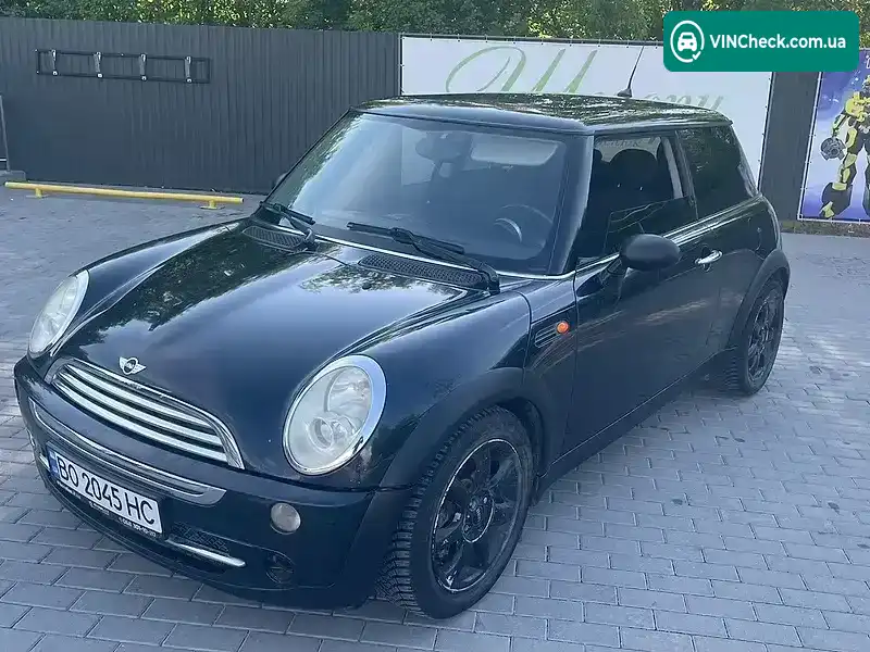 MINI Hatch 2005, фото з оголошення 1 з 15, VIN WMWRA31090TA75704