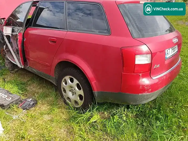 Audi A4 2001, фото з оголошення 2 з 14, VIN WAUZZZ8E52A193130