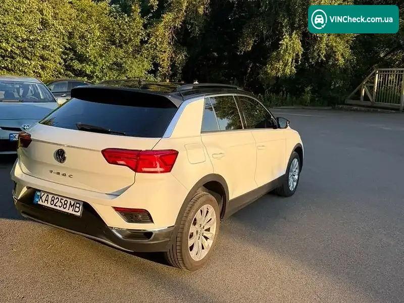 Volkswagen T-Roc 2019, фото з оголошення 1 з 9, VIN WVGZZZA1ZKV175997
