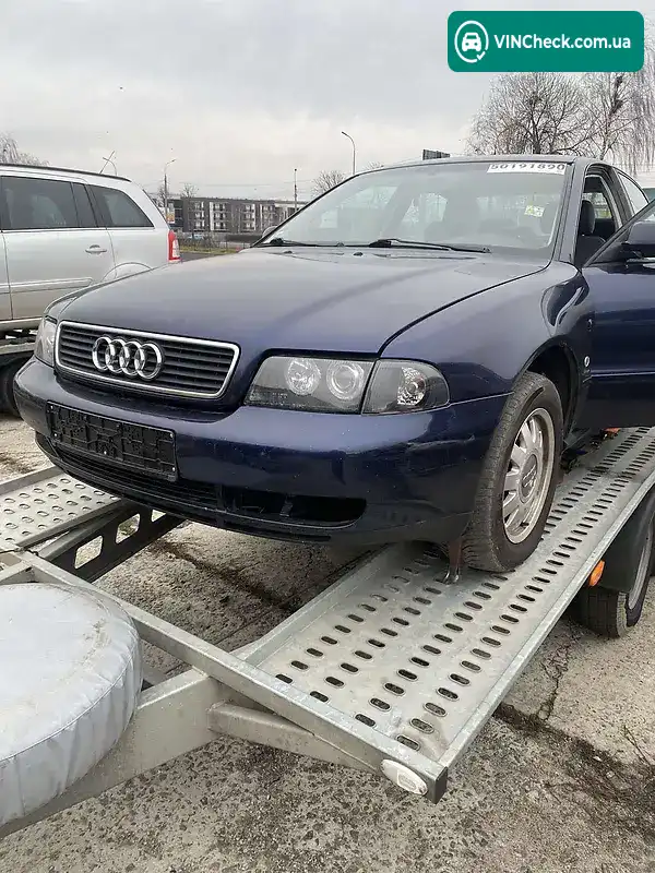 Audi A4 1995, фото з оголошення 1 з 5, VIN WAUZZZ7BZ61096251