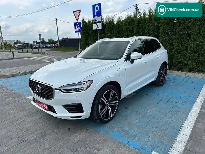 Volvo XC60 2019, фото з оголошення 2 з 20, VIN LYVBR0DM9KB187935
