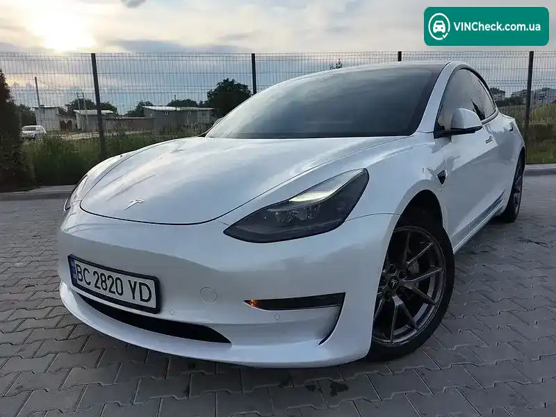Tesla Model 3 2020, фото з оголошення 2 з 21, VIN 5YJ3E1EA4MF867074