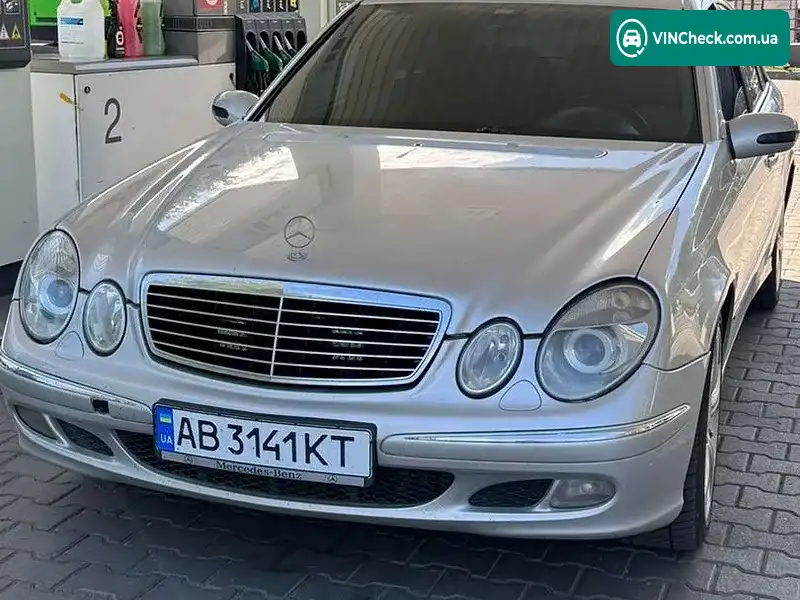 Mercedes-Benz E-Class 2002, фото з оголошення, VIN WDB2110161A052192