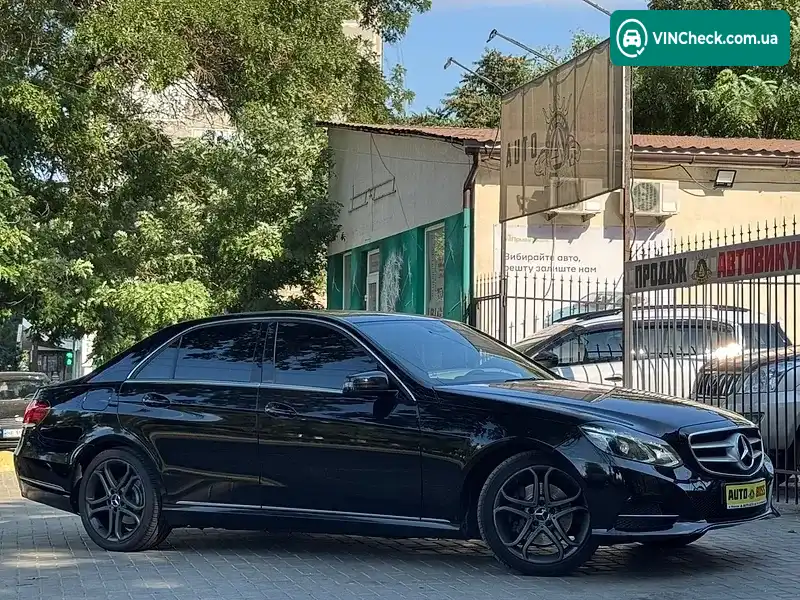 Mercedes-Benz E-Class 2013, фото з оголошення 2 з 20, VIN WDD2120051A842335