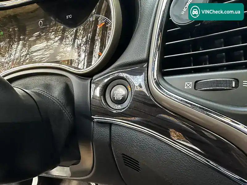 Jeep Grand Cherokee 2017, фото з оголошення 2 з 21, VIN 1C4RJFCT4HC835638