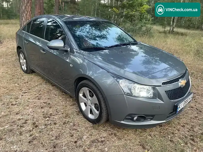 Chevrolet Cruze 2010, фото з оголошення 2 з 20, VIN KL1JA6959BK024342