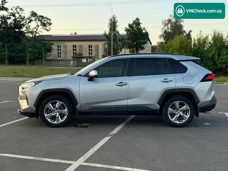 Toyota RAV4 2021, фото з оголошення 2 з 20, VIN JTMD43FV70D023942