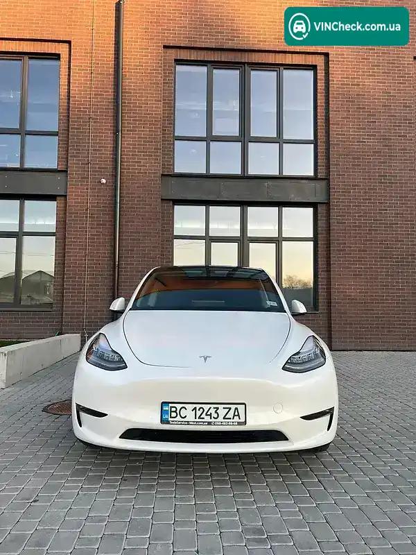 Tesla Model Y 2021, фото з оголошення 2 з 20, VIN 5YJYGDEE0MF084841