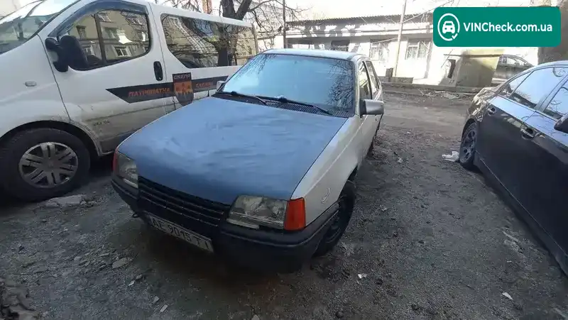 Opel Kadett 1988, фото з оголошення 1 з 11, VIN W0L000039J2638808