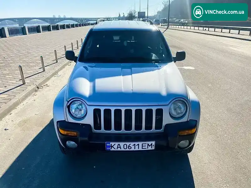 Jeep Liberty 2002, фото з оголошення 2 з 8, VIN 1J8GLB8K12W291754