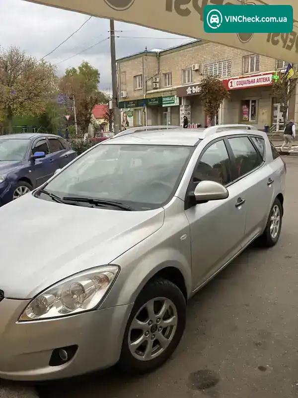 Kia Ceed 2008, фото з оголошення 2 з 9, VIN Y6LFF52229L007681