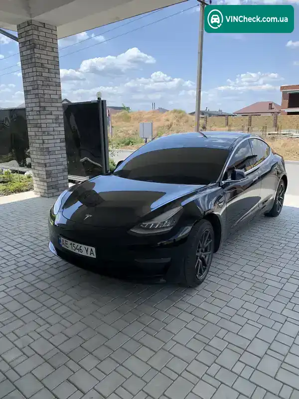 Tesla Model 3 2019, фото з оголошення 1 з 15, VIN 5YJ3E1EA8LF590251