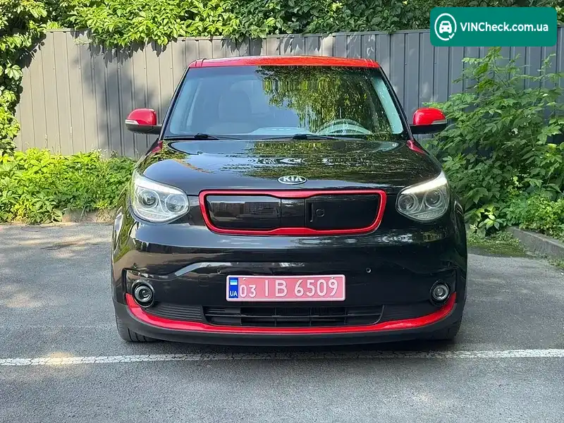 Kia Soul EV 2018, фото з оголошення 2 з 18, VIN KNAJX81EFJ7027774