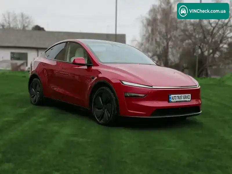 Tesla Model Y 2025, фото з оголошення 1 з 18, VIN 7SAYGDEE0TF338047