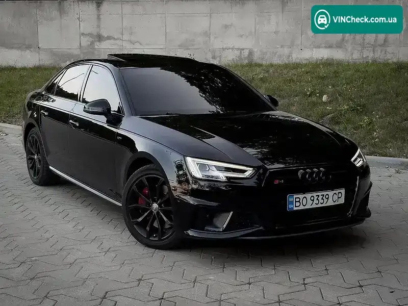 Audi A4 2019, фото з оголошення 1 з 20, VIN WAUENAF43KN001962