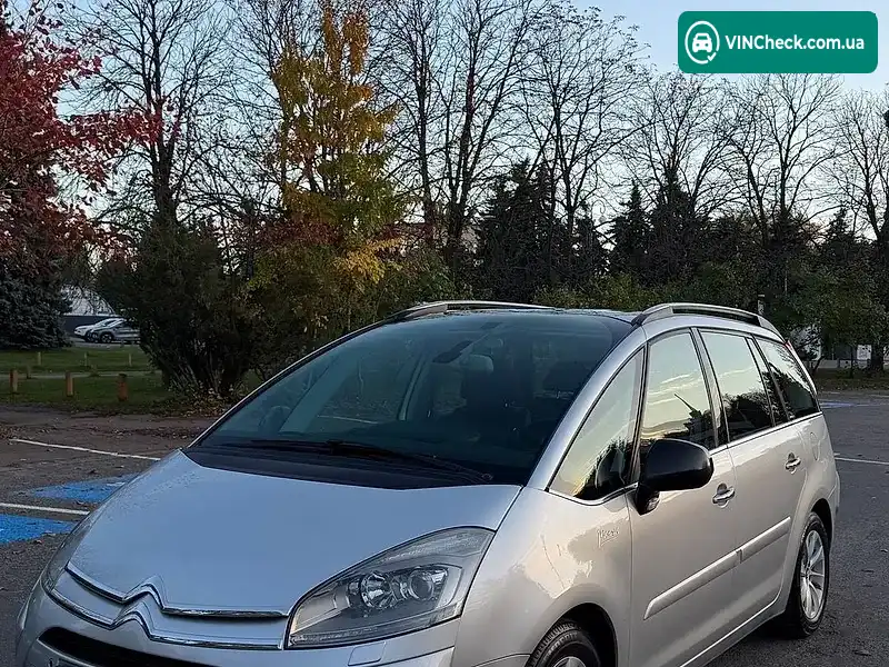 Citroen Grand C4 Picasso 2011, фото з оголошення 2 з 20, VIN VF7UA9HR8BJ582028