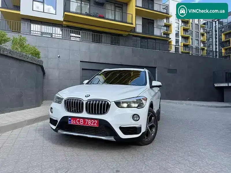 BMW X1 2018, фото з оголошення 1 з 17, VIN WBXHT3C3XJ5L24114