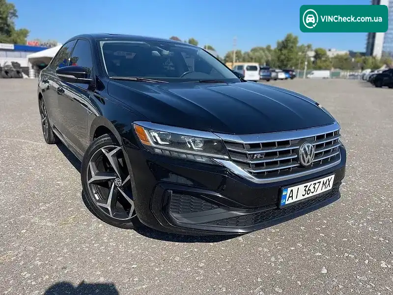 Volkswagen Passat 2019, фото з оголошення 1 з 20, VIN 1VWMA7A3XLC008185