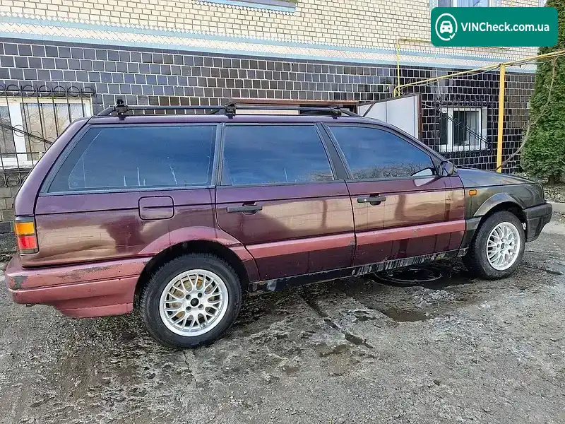 Volkswagen Passat 1993, фото з оголошення 2 з 12, VIN WVWZZZ31ZPE163882