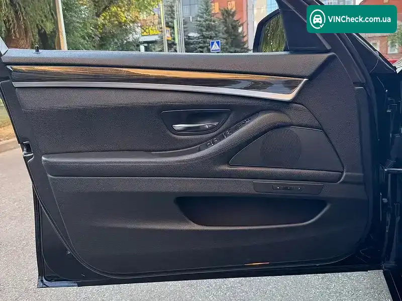 BMW 5 Series 2012, фото з оголошення 2 з 20, VIN WBAXH31090DX38490