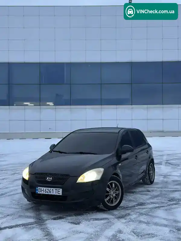 Kia Ceed 2008, фото з оголошення 1 з 8, VIN Y6LFF24128L006611