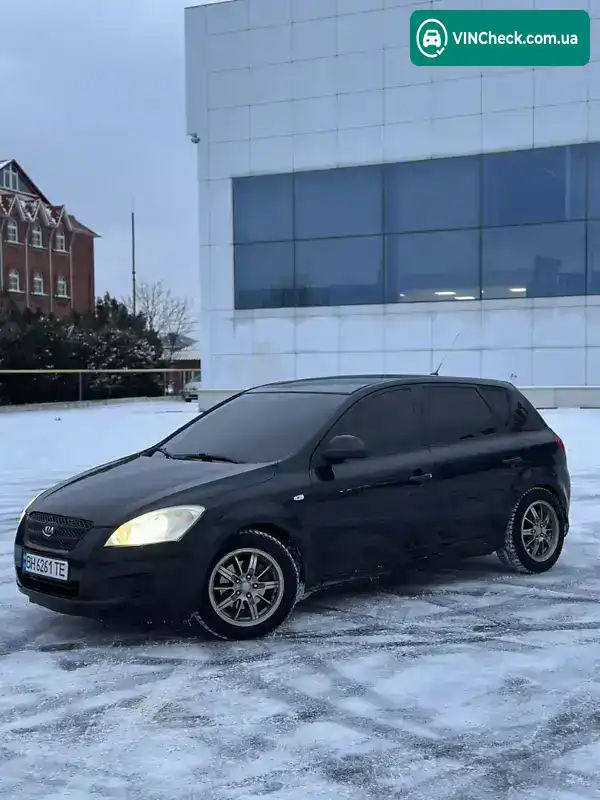 Kia Ceed 2008, фото з оголошення 2 з 8, VIN Y6LFF24128L006611