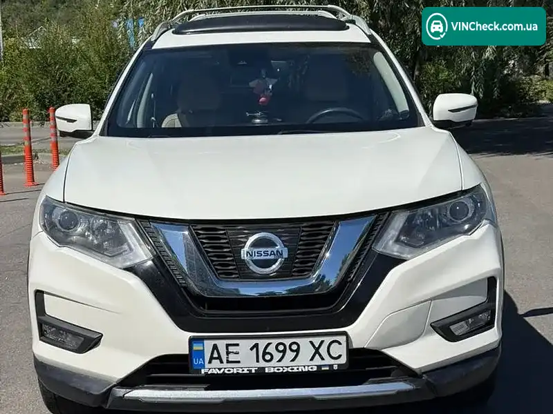 Nissan Rogue 2018, фото з оголошення 2 з 17, VIN 5N1AT2MVXJC800720