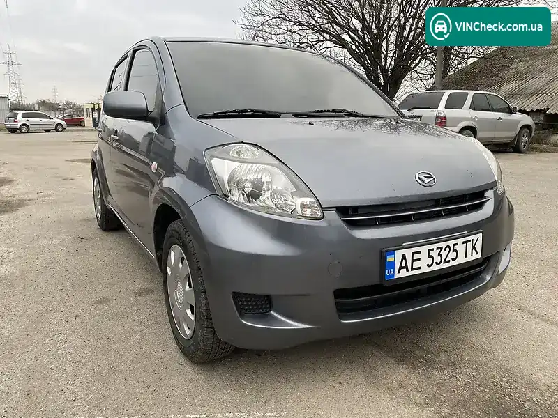 Daihatsu Sirion 2009, фото з оголошення 2 з 19, VIN JDMA301S001098040