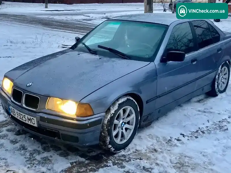 BMW 3 Series 1996, фото з оголошення 2 з 4, VIN WBACA91020KA24642