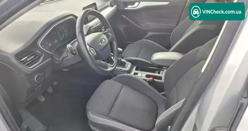 Ford Focus 2019, фото з оголошення 2 з 11, VIN WF0PXXGCHPJP31776