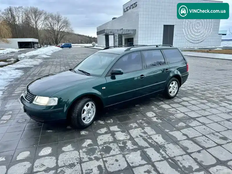 Volkswagen Passat 2000, фото з оголошення 2 з 20, VIN WVWZZZ3BZXE126522