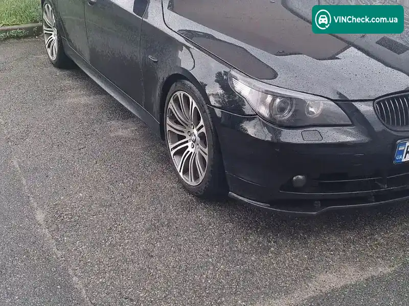BMW 5 Series 2003, фото з оголошення 2 з 15, VIN WBANC71010B153508