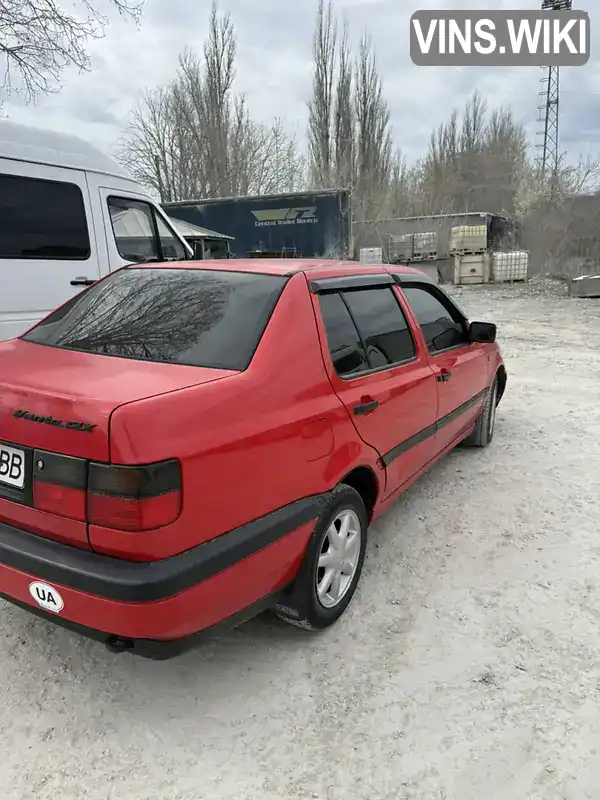 Volkswagen Vento 1996, фото з оголошення 1 з 21, VIN WVWZZZ1HZTW387010