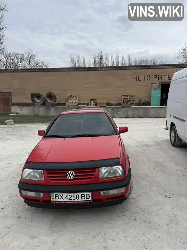 Volkswagen Vento 1996, фото з оголошення 2 з 21, VIN WVWZZZ1HZTW387010
