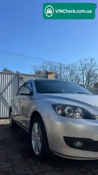 Mazda 3 2006, фото з оголошення 2 з 15, VIN JMZBK14Z571546076