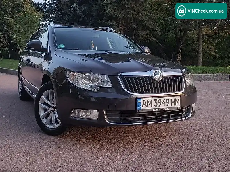 Skoda Superb 2010, фото з оголошення 1 з 20, VIN TMBJE73TXB9010070
