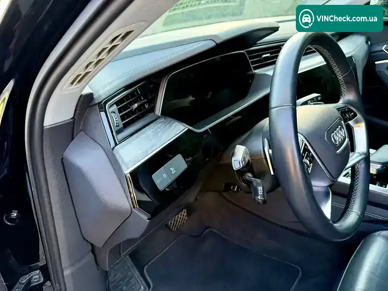 Audi e-tron 2021, фото з оголошення 2 з 21, VIN WA1AAAGE2NB020426
