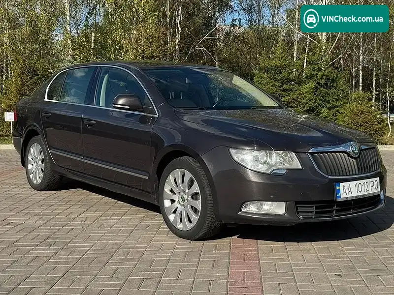 Skoda Superb 2010, фото з оголошення 1 з 17, VIN Y6UCC43T0BB300386