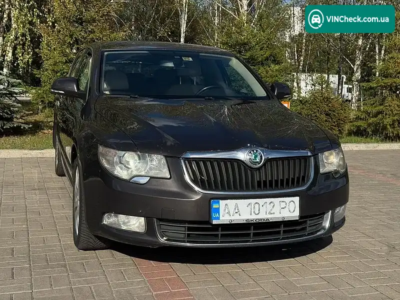 Skoda Superb 2010, фото з оголошення 2 з 17, VIN Y6UCC43T0BB300386