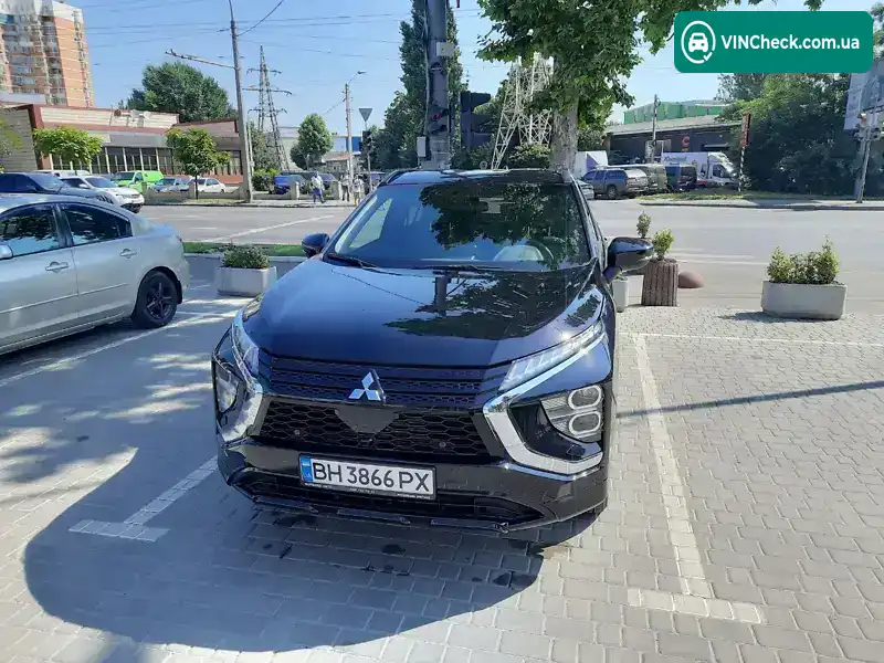 Mitsubishi Eclipse Cross 2022, фото з оголошення 2 з 20, VIN JMBXTGK2WMZ001497