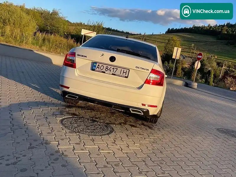 Skoda Octavia 2017, фото з оголошення 2 з 17, VIN TMBAJ9NE2J0195630
